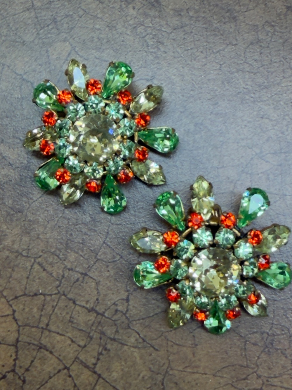 Uranium Glowing Green and Orange Crystal Floral Earrings - Unbranded